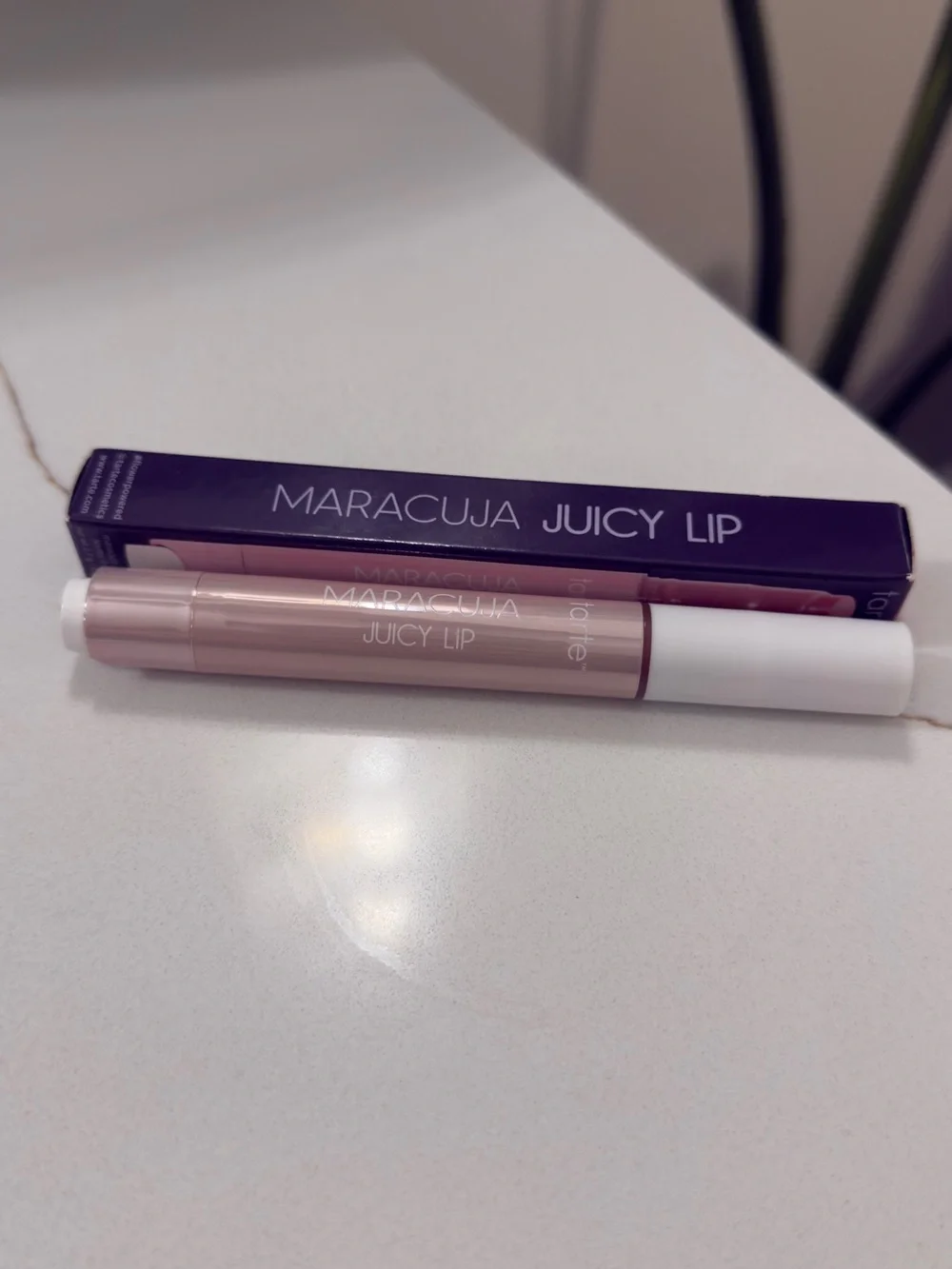 Tarte's™ Maracuja Juicy Lip Balm - Rose